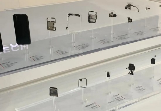 破局突圍！全球科技巨頭爭相布局，下一個萬億市場，湖北亮出兩張王牌，撬動全局！